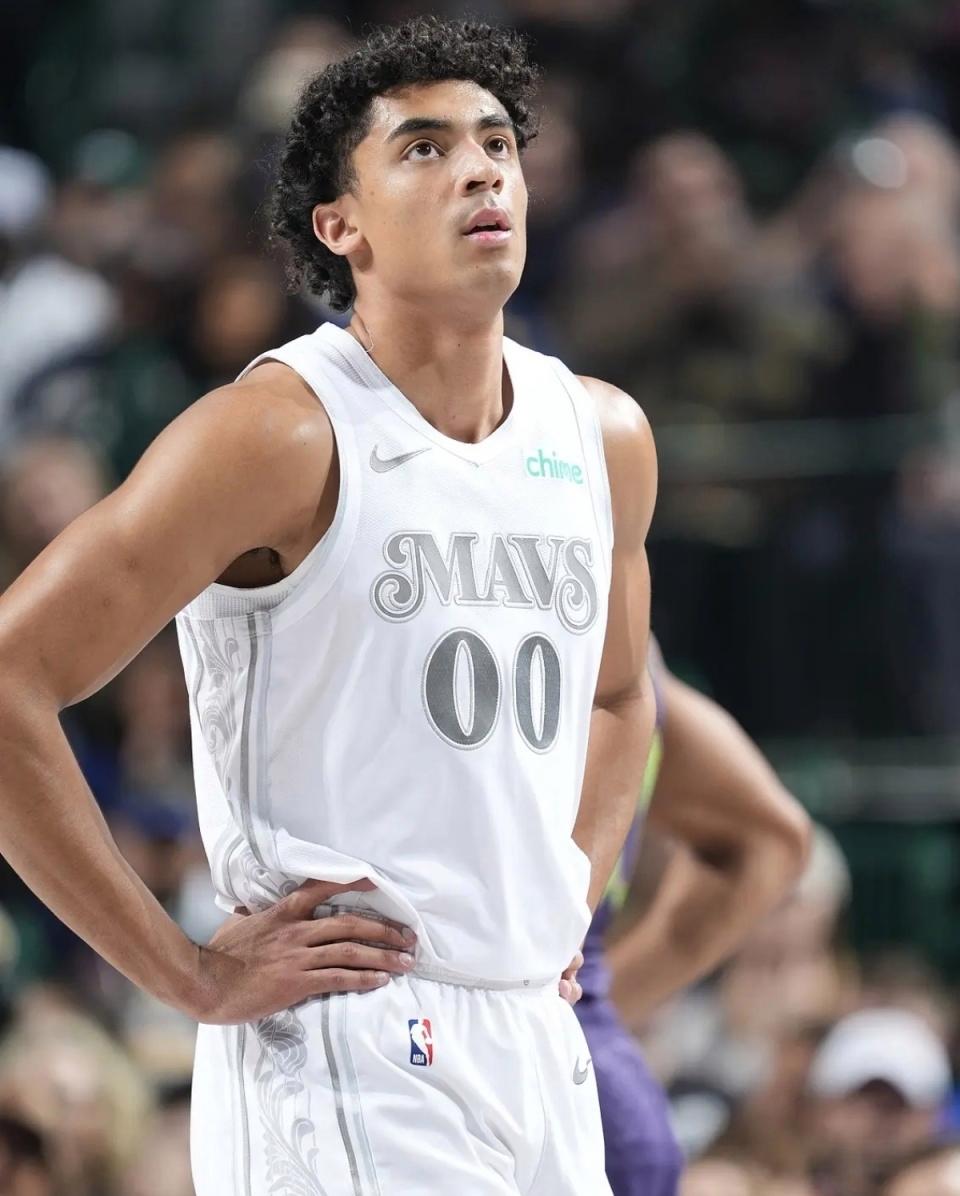 关于浓眉哥新星关键助攻表现惊艳，巴塞罗那未来可期！的信息