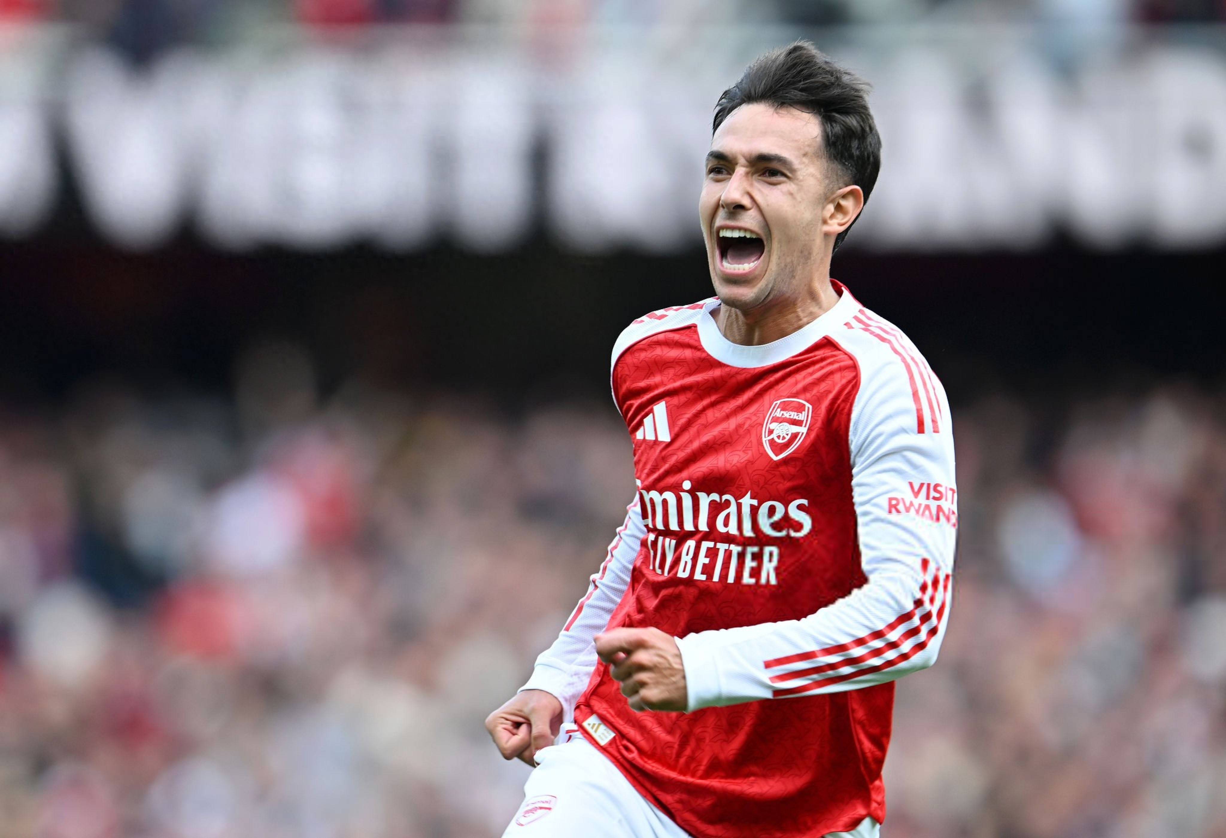 英超冲刺阶段走向成谜，克里夫兰骑士复出首秀，媒体盛赞，赛程密集仍需轮换的简单介绍